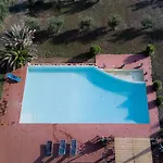לינה וארוחת בוקר Del Pino פוג'יבונסי
