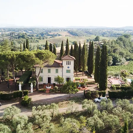 Del Pino Bed & Breakfast 3*