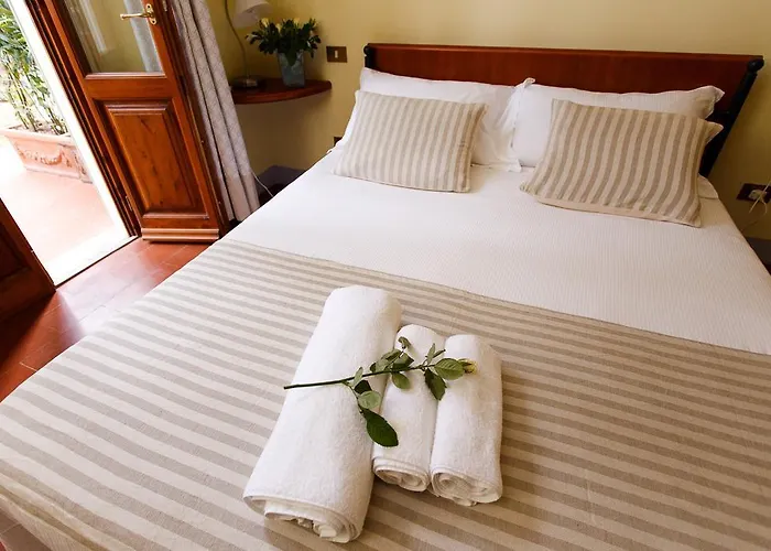 Del Pino Frühstückspension 3*